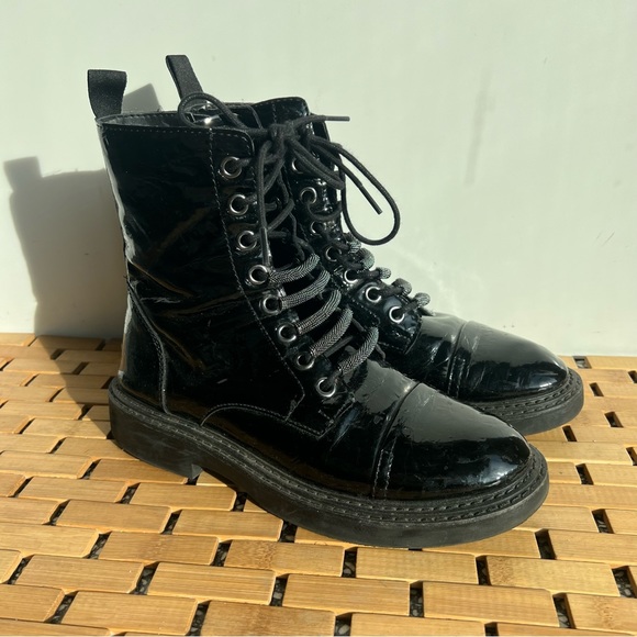 Donna Karan Shoes - DKNY Women's Bootie Combat Boot Sz 8.5